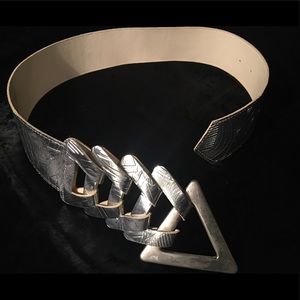 Retro stylish woman’s belt